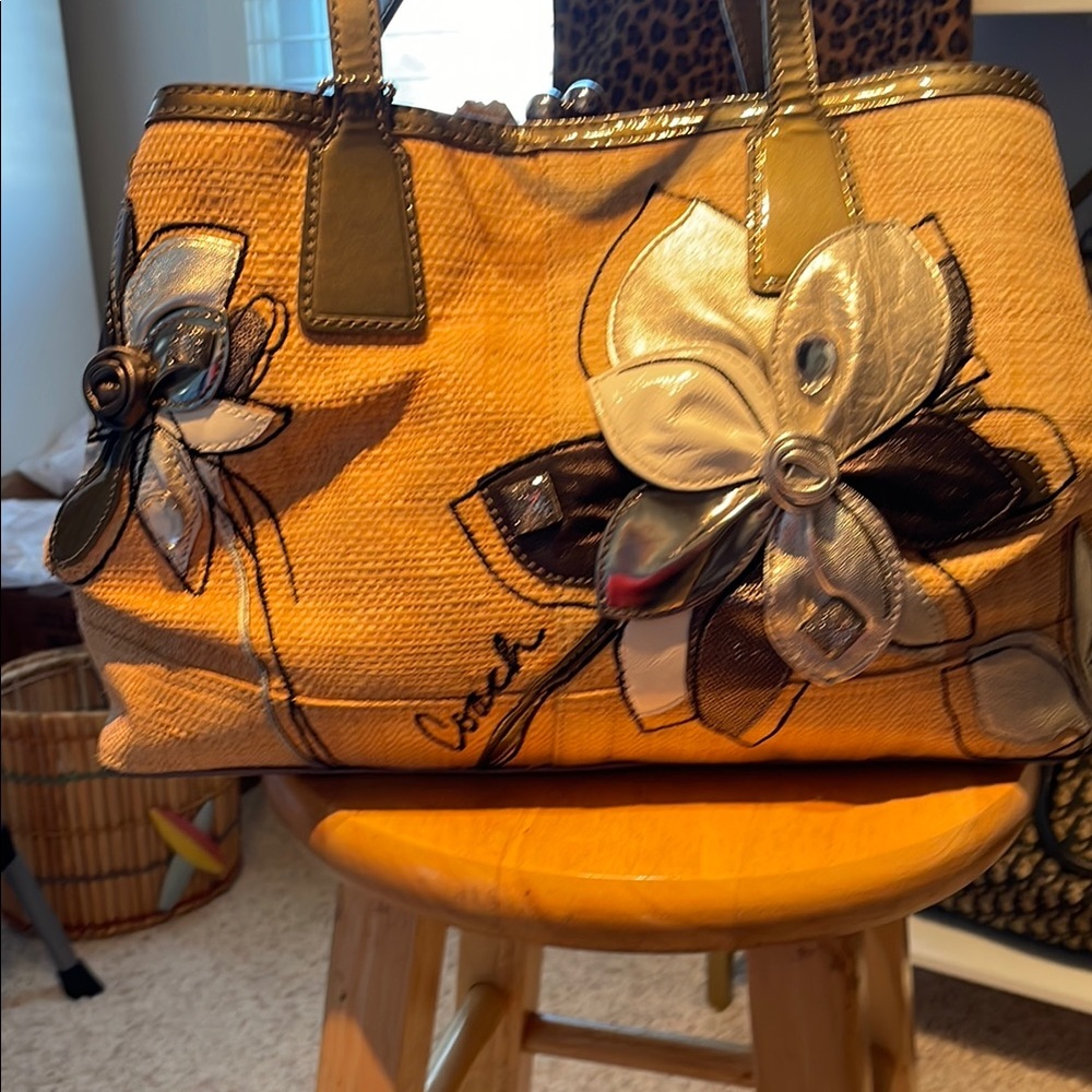 Coach Tan and Silver Hampton Archive 10th anniversary Shoulder Bag with Floral